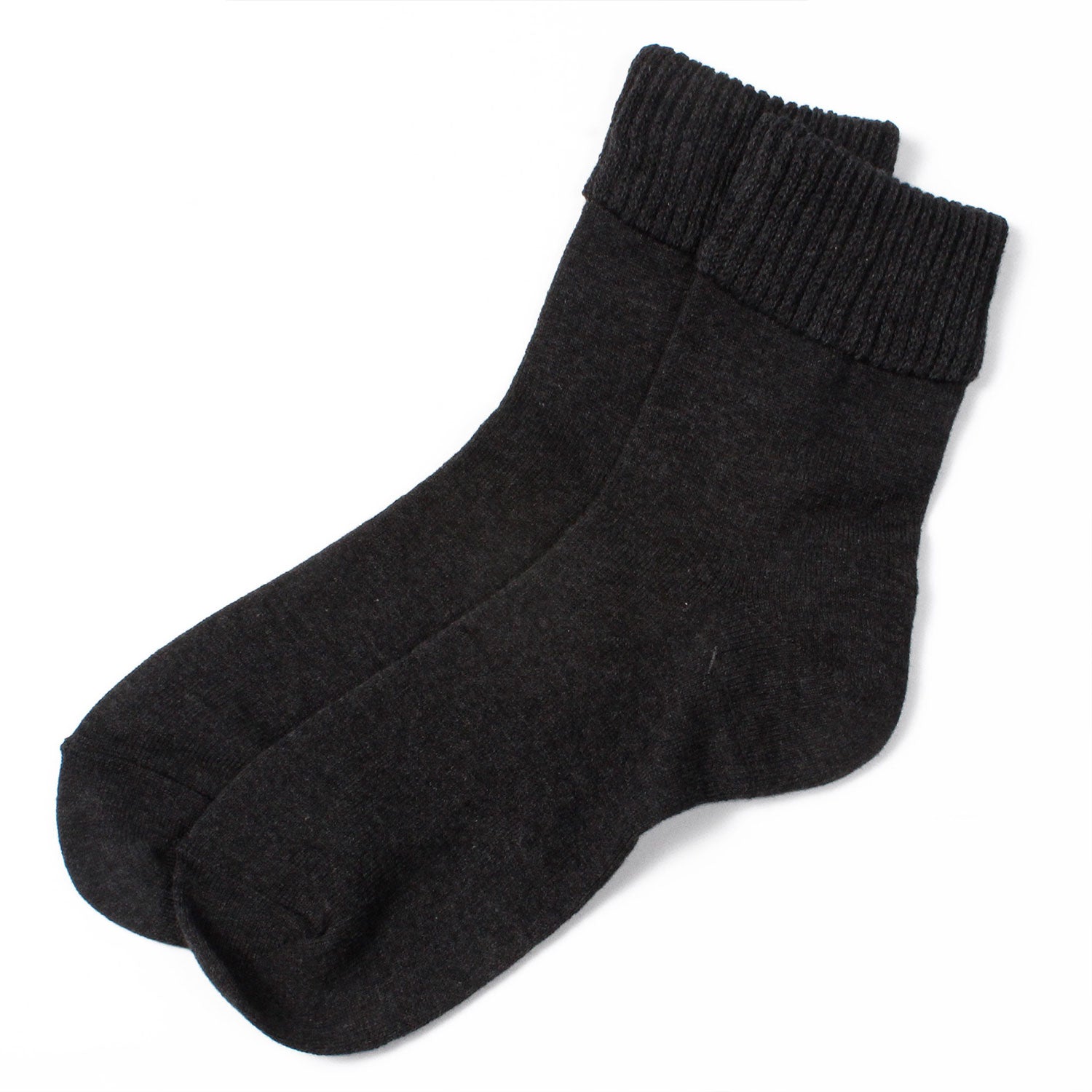 Loose-fitting heel-smoothing socks with elastic cuffs - 590a