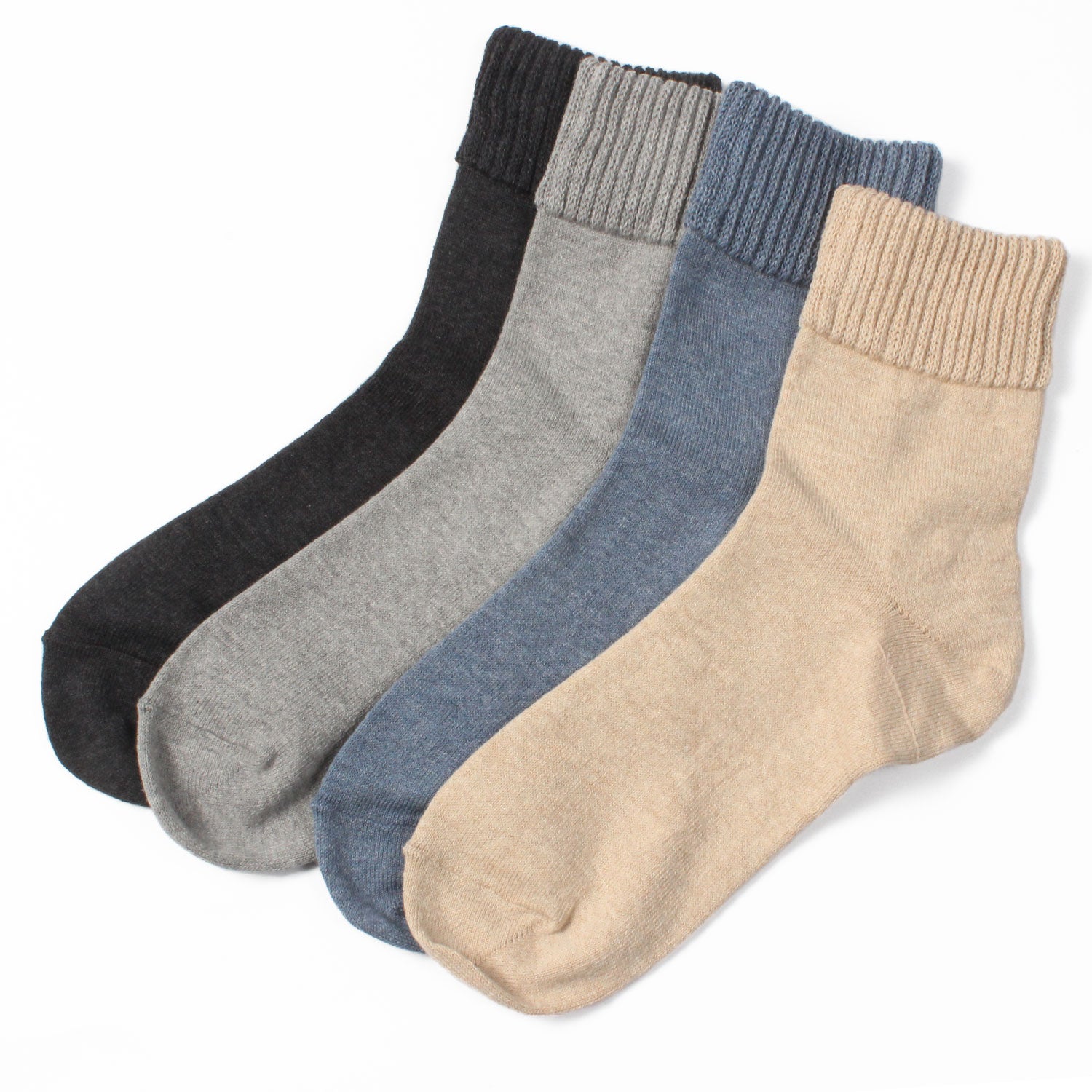 Loose-fitting heel-smoothing socks with elastic cuffs - 590a