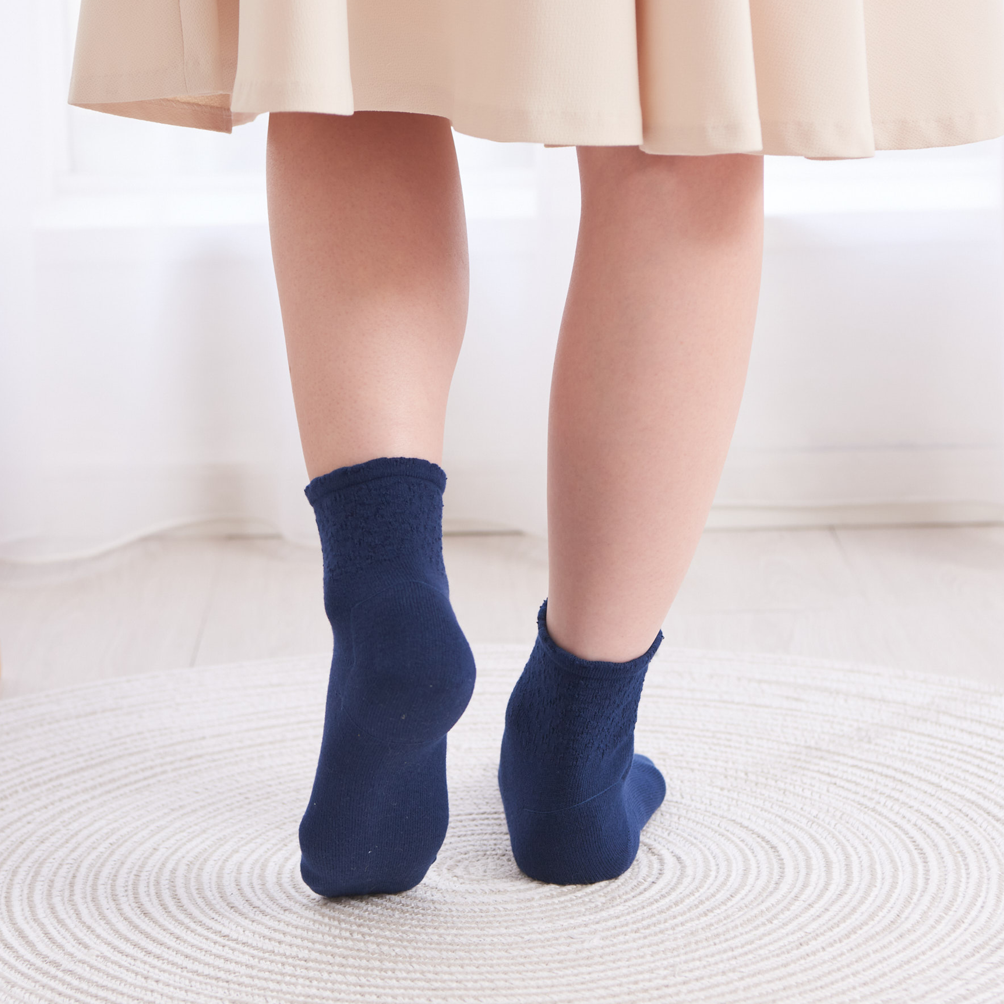 Heel-smoothing socks – Cotton-blend, single-layer, loose-fitting type - 564