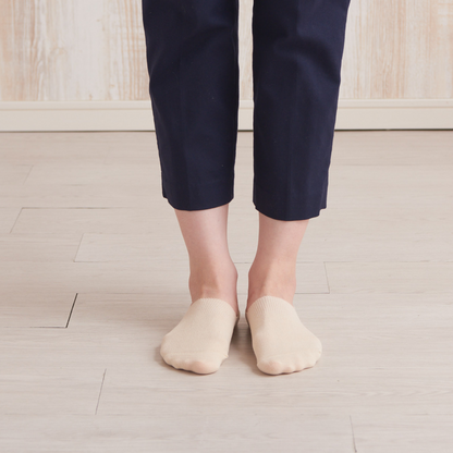 Heel-Smoothing Socks - Single-layer cool-thread foot covers - 582
