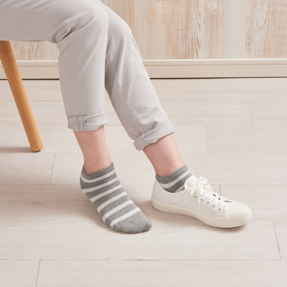 腳跟平滑襪 - 條紋單層棉混紡 - 594