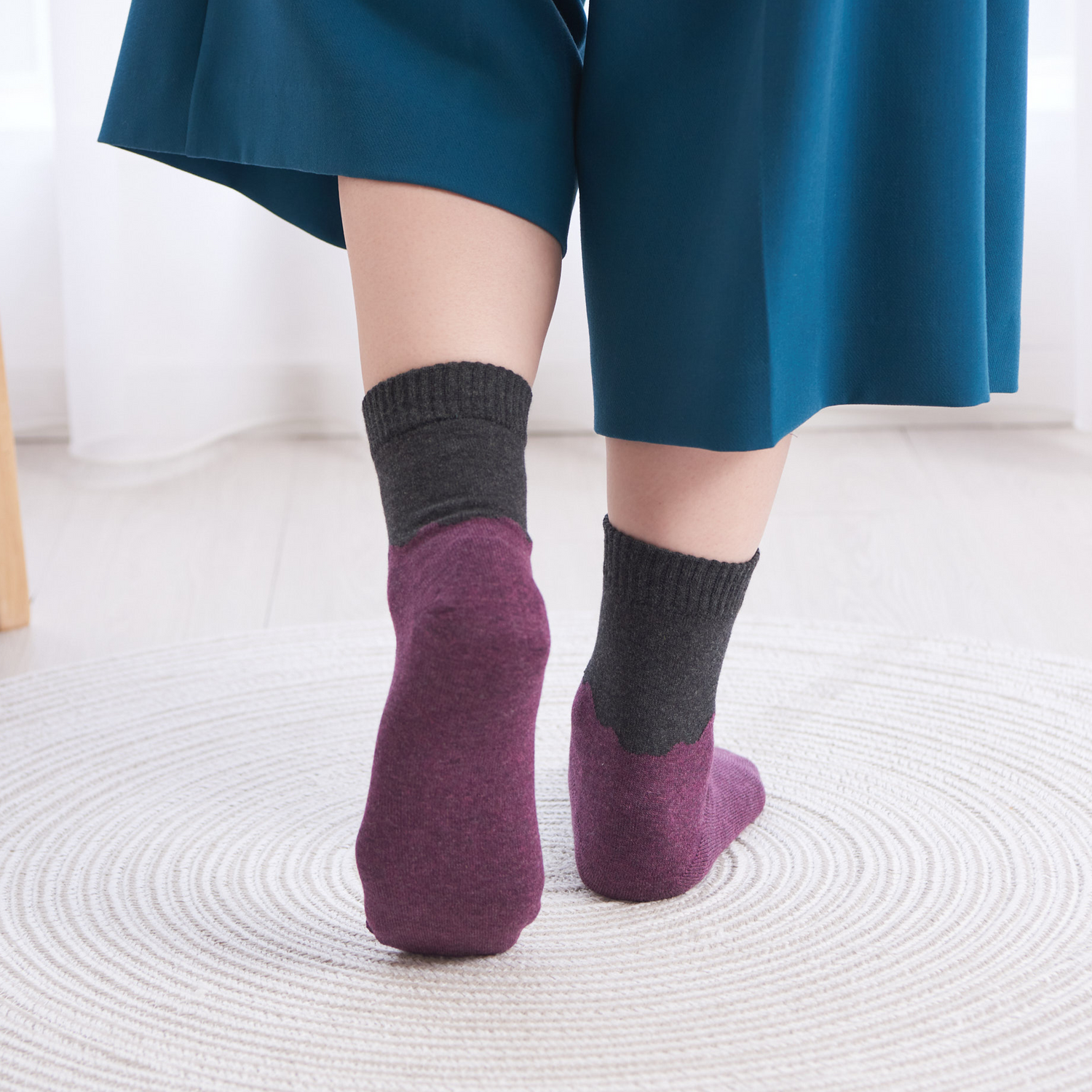 Smooth-heel socks double-layer wool blend [Waves] - 665
