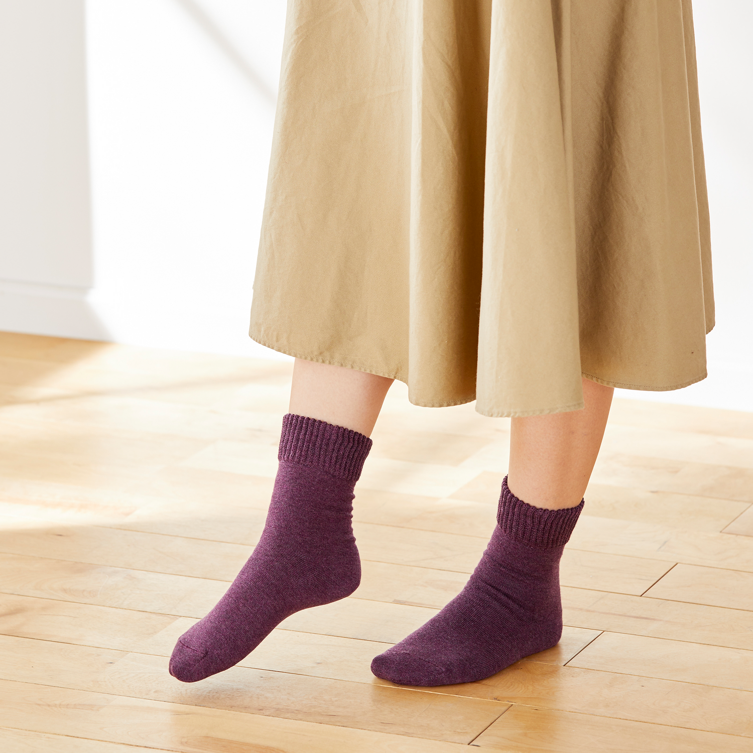 Double-layered wool-blend socks for smooth soles - 720