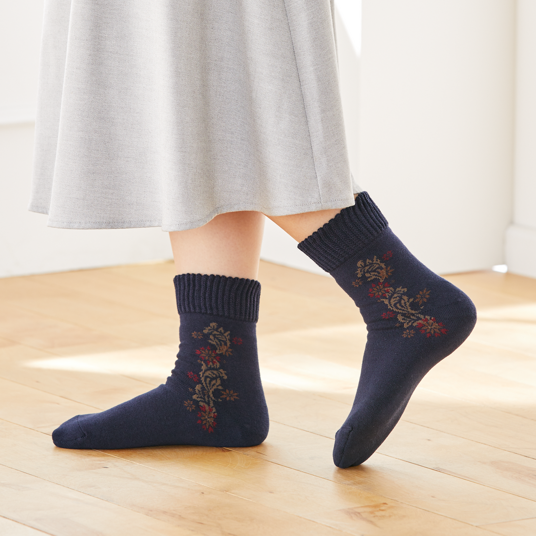 Smooth-heel socks double-layer wool blend [Flowers above ankle] - 760